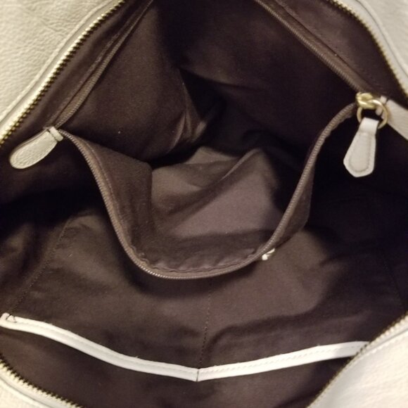 Authentic Coach Cream Ivory Pebbled Leather Large Tote Purse - Picture 8 of 15